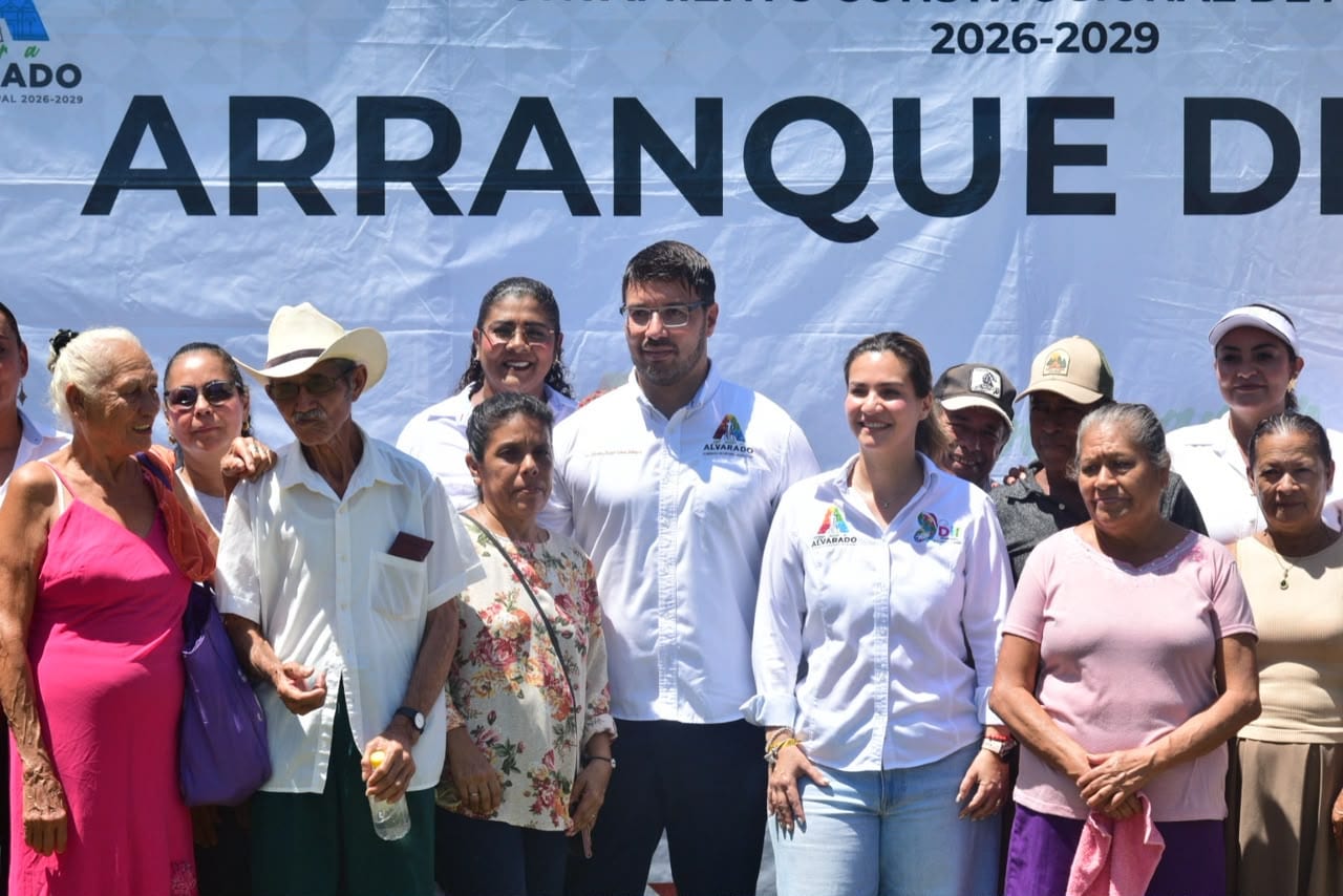 Inicia obra de pavimentación en la calle 20 de Noviembre de Salinas